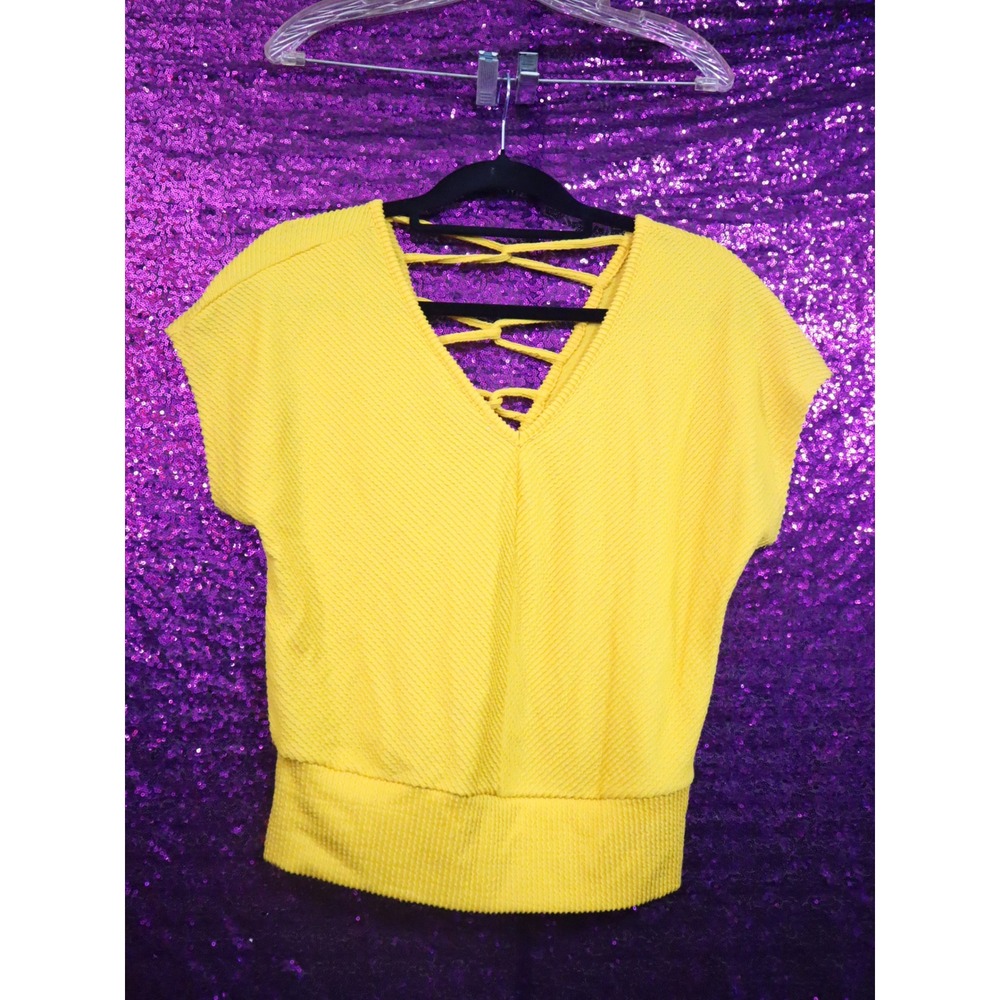 Yellow Lattice Back Top Small Fortune + Ivy Womens Textured V-Neck Short Sleeve